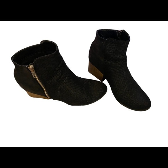 Maurices Shoes - Maurices sz 10 booties